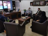 مدیر کل شیلات استان مازندران  ، این هفته جلسه مردمی خود را مطابق با روال معمول روز سه شنبه هر هفته با جمعی از شهروندان و فعالین شیلاتی برگزار کرد ._26355