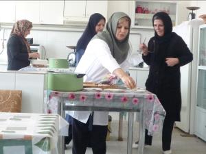 برگزاري دودوره آموزشي طبخ ماهي براي  بانوان شاغل وخانه دار
