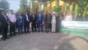 مراسم عطرافشانی و غبارروبی مزار شهدای گمنام در پارک شهید مدرس عباس آباد