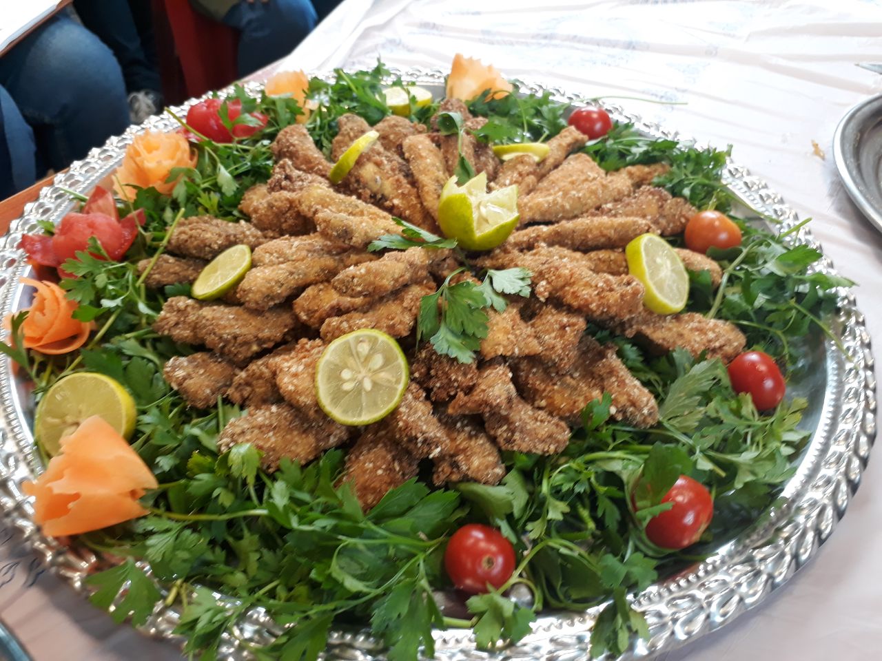 عباس زاده رﺋیس. اداره شیلات منطقه  سوادکوه و سوادکوه شمالی اعلام کرد: اولين کلاس آموزش طبخ آبزیان سال ٩٨ در شهرستان سوادکوه شمالی برگزارشد