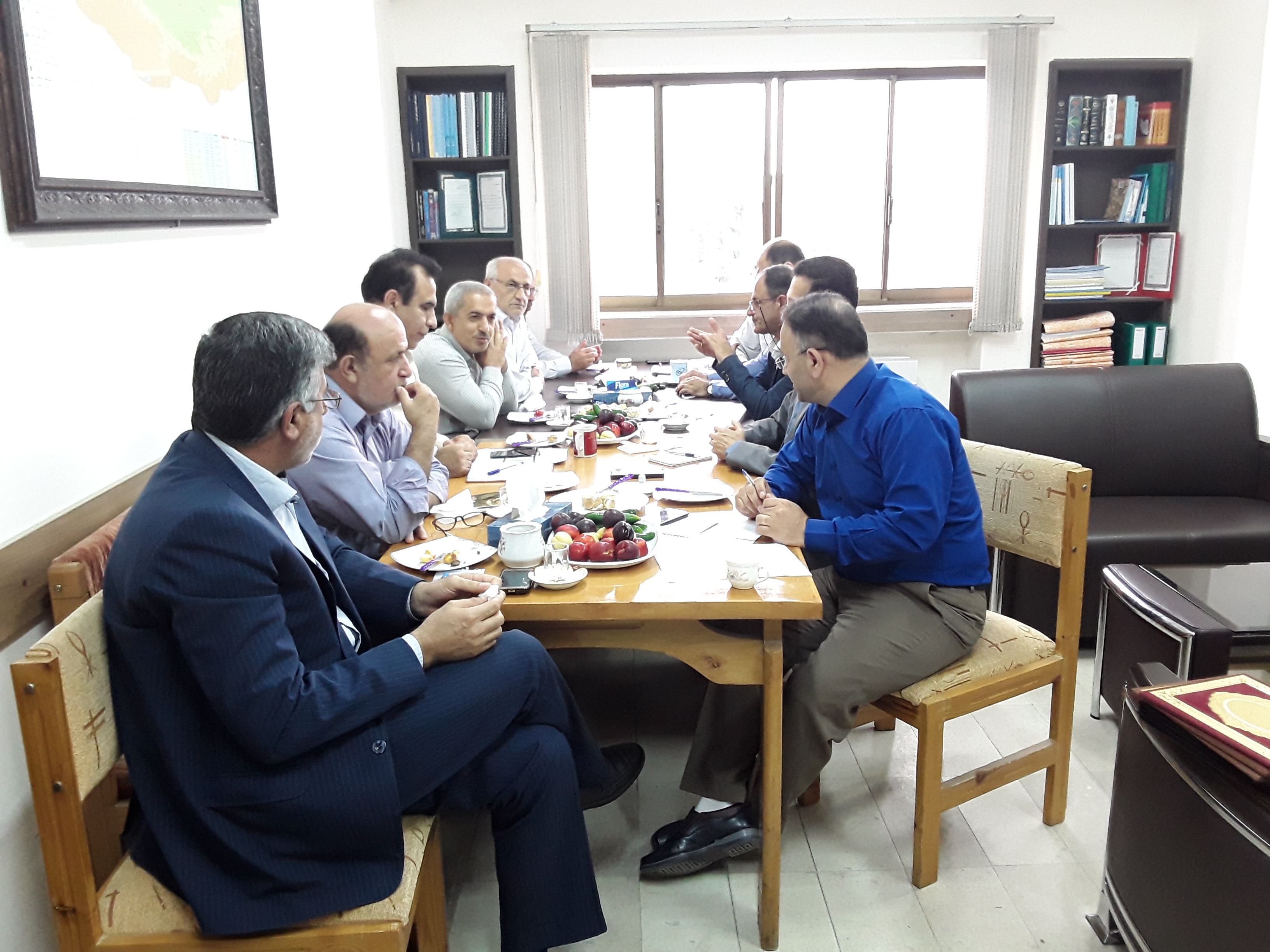  بررسی برنامه ها وسیاستهای صید وصیادی استان مازندران درنشست مشترک مدیرکل و مجموعه معاونت صیدوبنادرماهیگیری