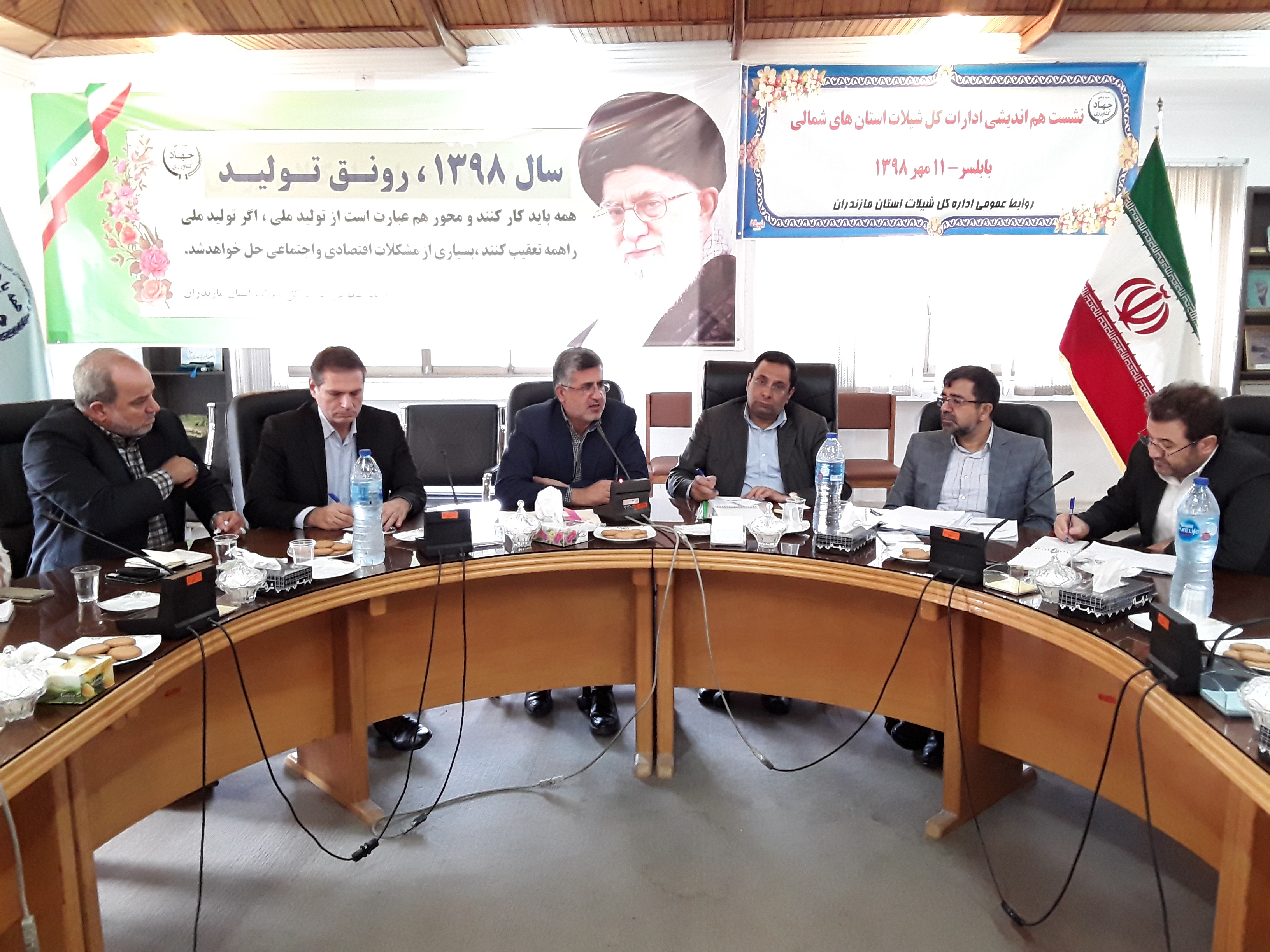 بررسی صید وصیادی دریای خزردرنشست هم اندیشی معاونت صید وبنادرماهیگیری سازمان شیلات ایران و ادارات کل استانهای شمالی دربابلسر