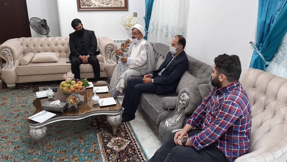 دیداربا خانواده آزاده شهید به مناسبت سالروز ورود آزادگان به میهن اسلامی 