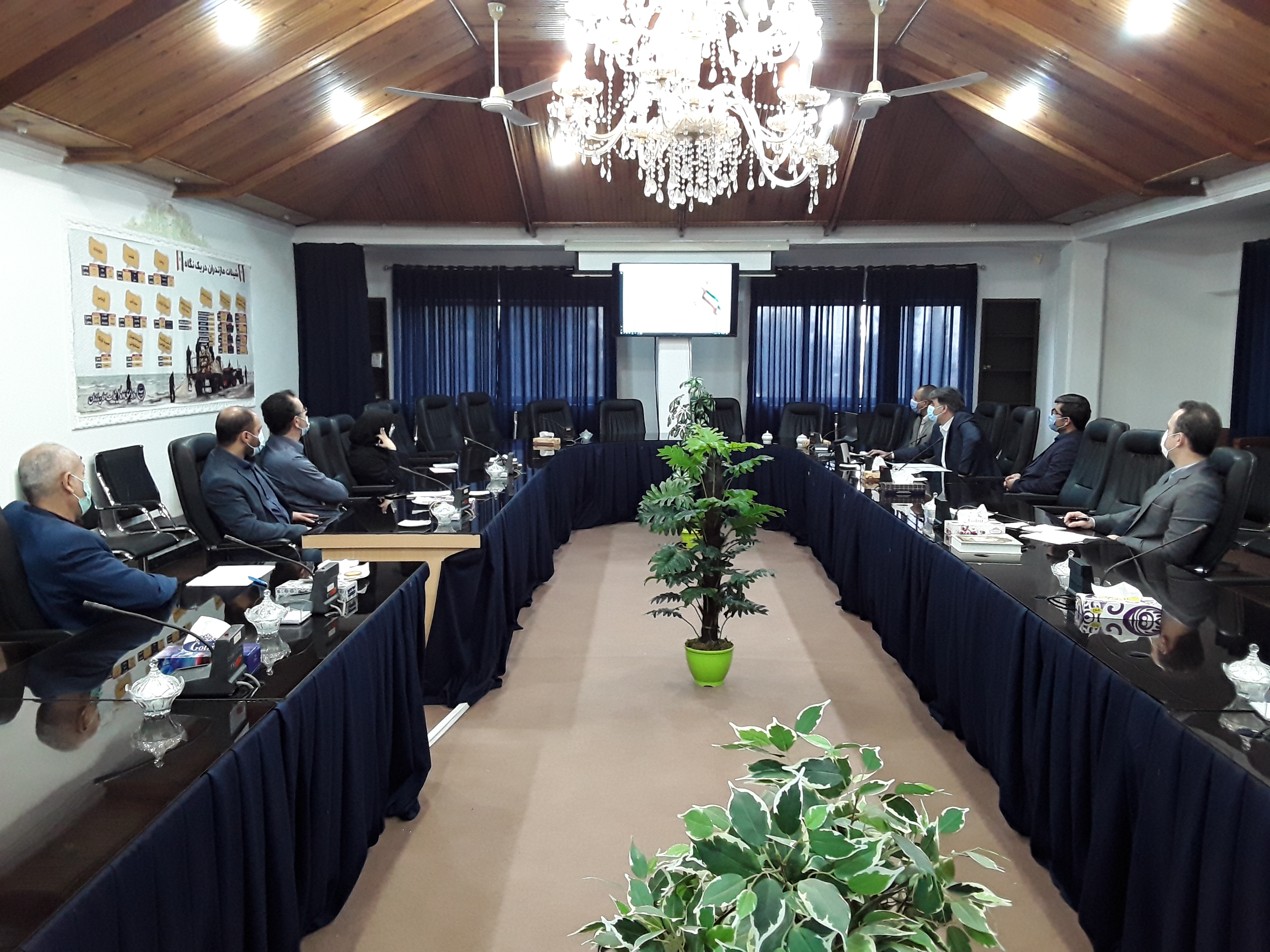 برگزاری جلسه کمیسیون معاملات دراداره کل شیلات مازندران