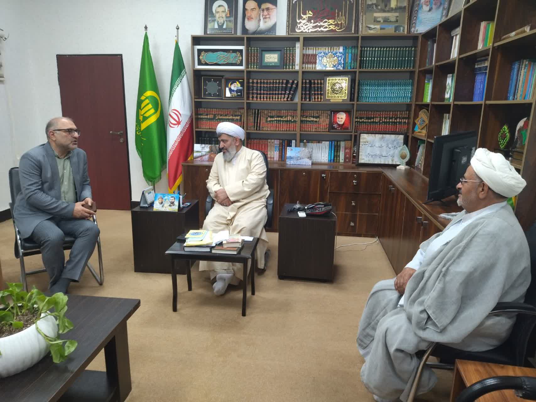 دیدار سرپرست اداره کل شیلات مازندران با امام جمعه شهرستان بابلسر