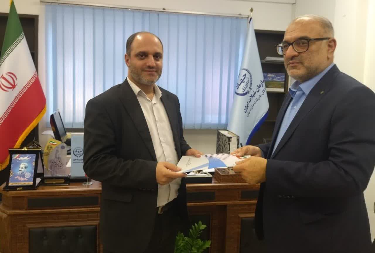  گامی در جهت ارتقای نشاط سازمانی در شیلات مازندران؛ تولد هر همکار، با لبخند و لوح تبریک مدیرکل