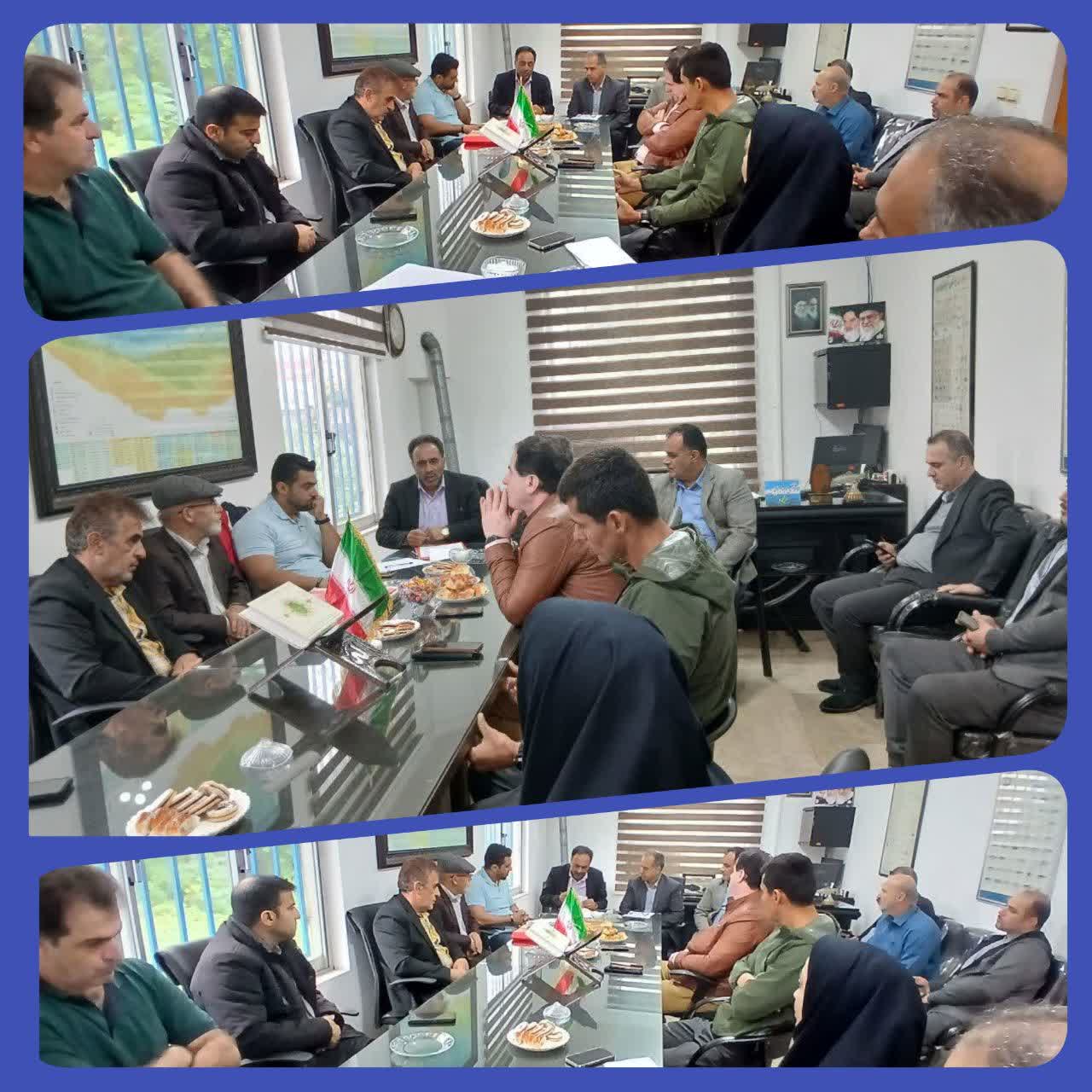 نشست تخصصی بیمه محصولات آبزیپروری با هدف افزایش مشارکت بهرهبرداران در اداره شیلات شهرستان تنکابن